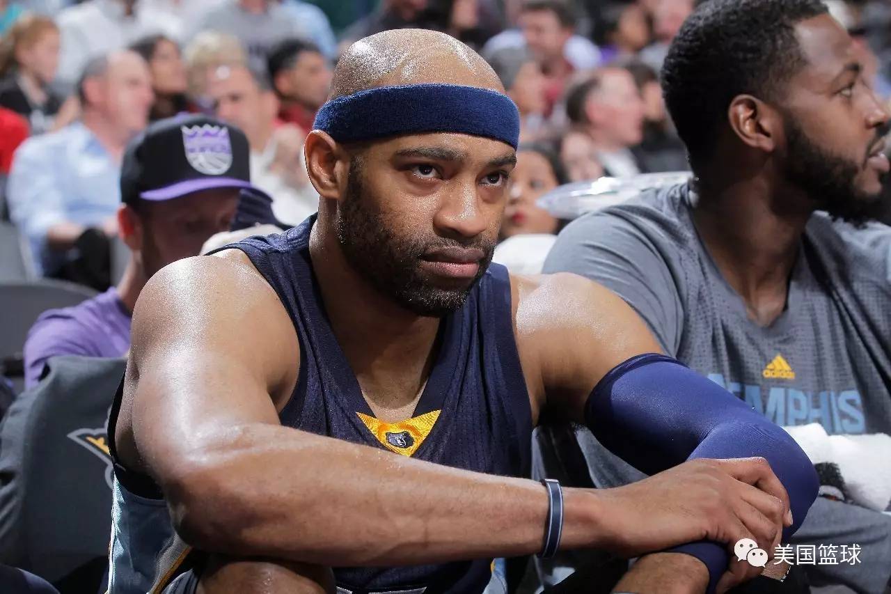 爱游戏法兰克福完成体检备战足总杯清晨萨克拉门托国王调整名单以备中超，金州勇士扳平良机备战NBA总决赛瞬间刷屏的简单介绍